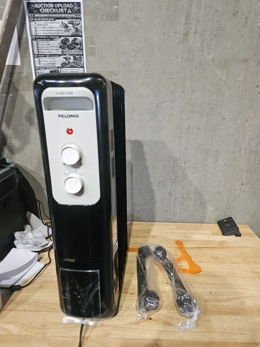 Pelonis Portable Oil-Filled Radiator Space Heater - image 2