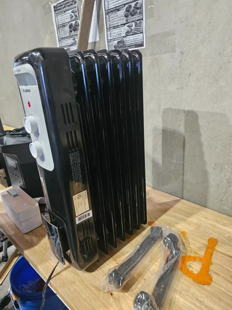 Pelonis Portable Oil-Filled Radiator Space Heater - image 3