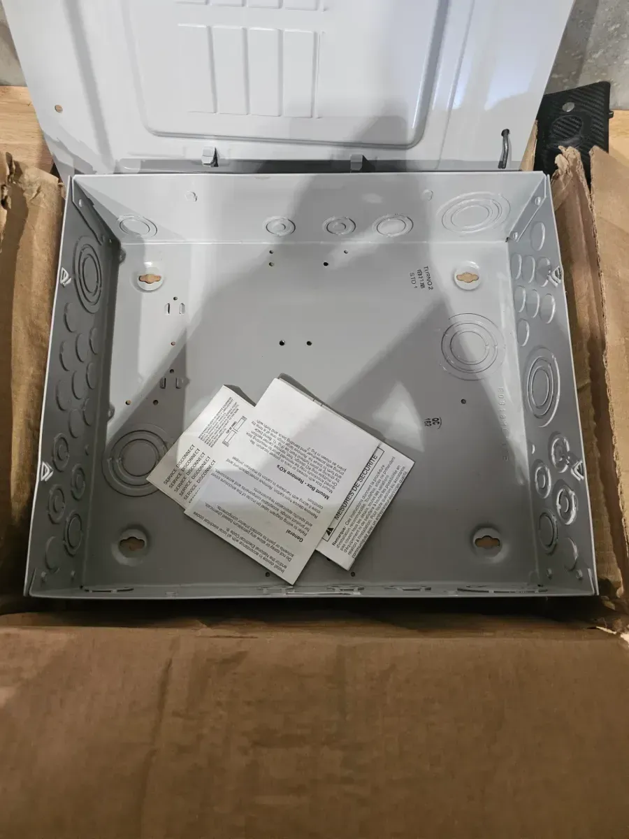 EQ 125 Amp 8-Space 16-Circuit Main Lug Flush Mount Indoor Load Center - image 2