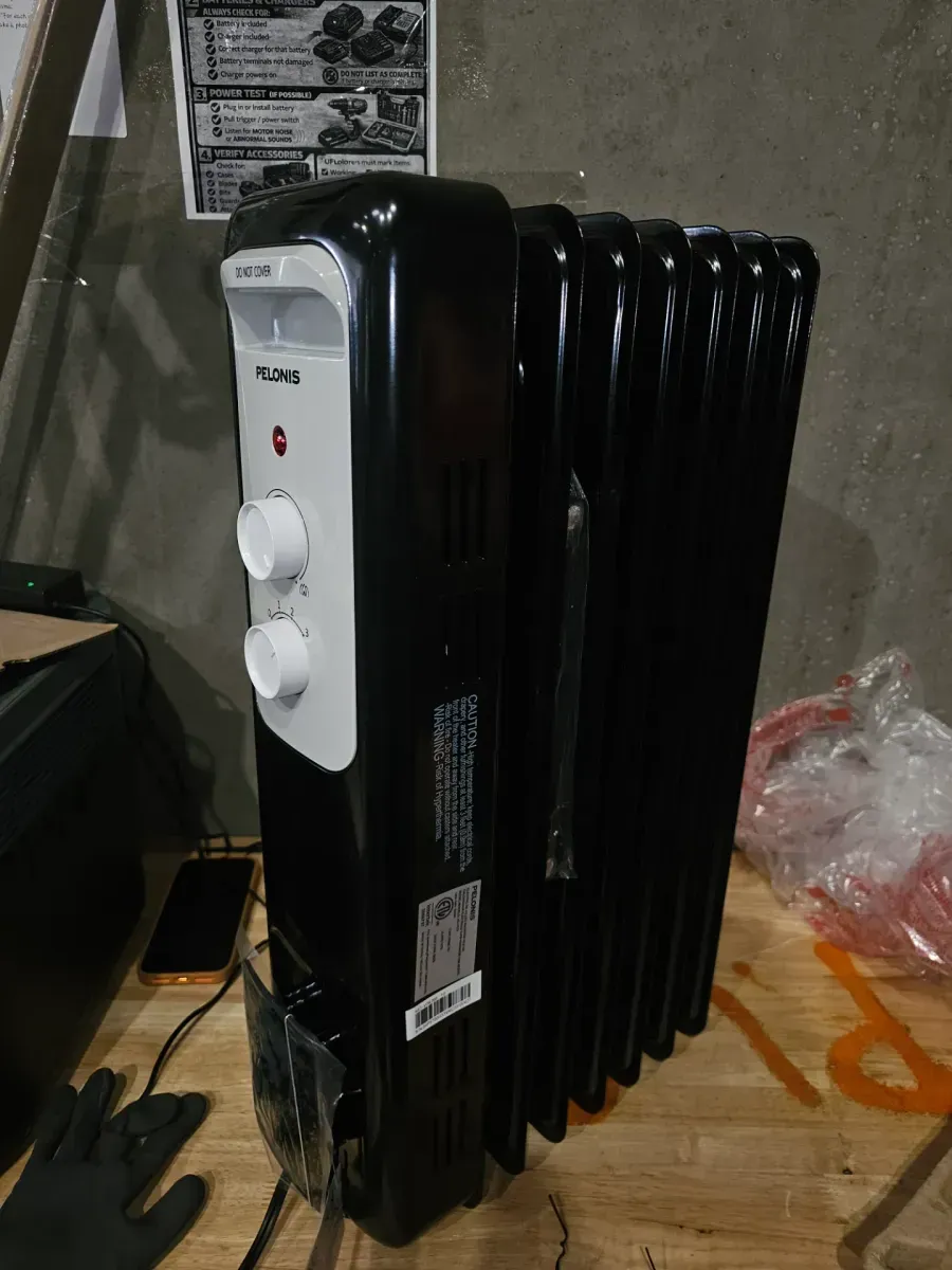 Pelonis Portable Oil-Filled Radiator Space Heater - image 2