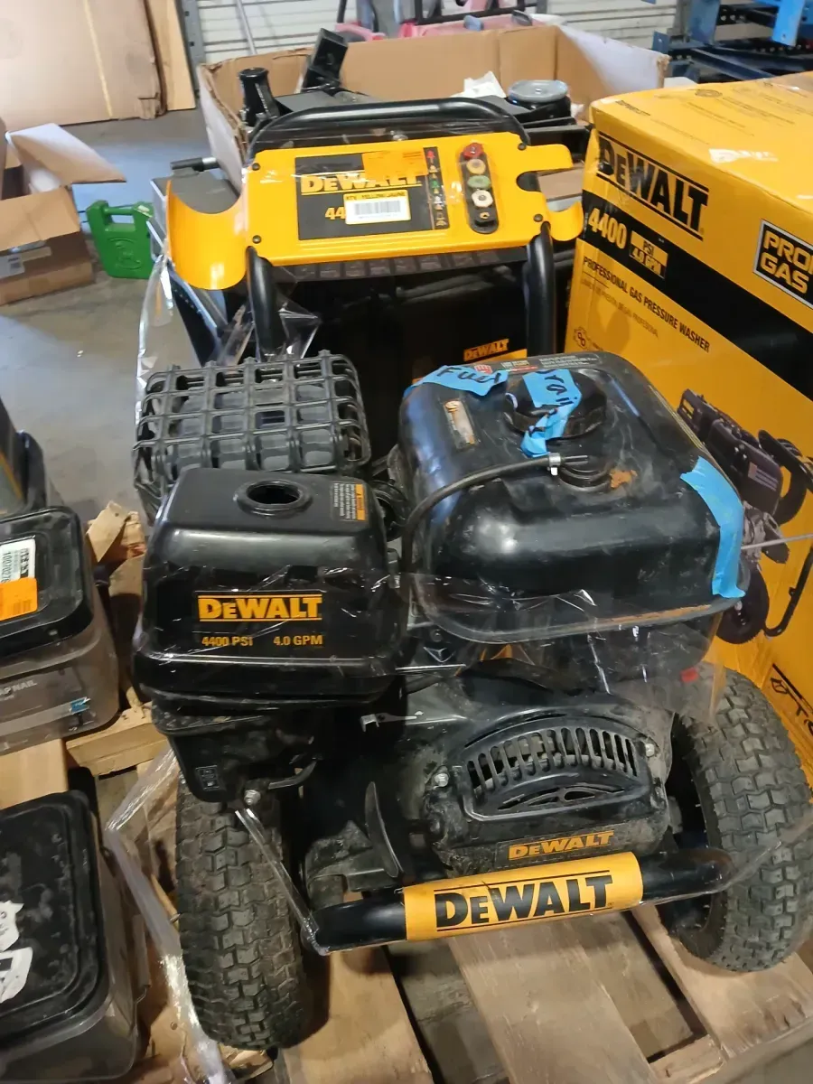 3400 PSI 2.5 GPM Gas Pressure Washer with PressuReady Engine, Heavy-Duty Commercial Cold Water Power Cleaner - image 3