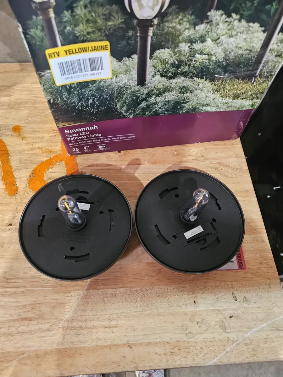 Savannah 25 Lumen Bronze and Brass LED Weather Resistant Outdoor Solar Path Light with Glass Lens (4-Pack) - image 3