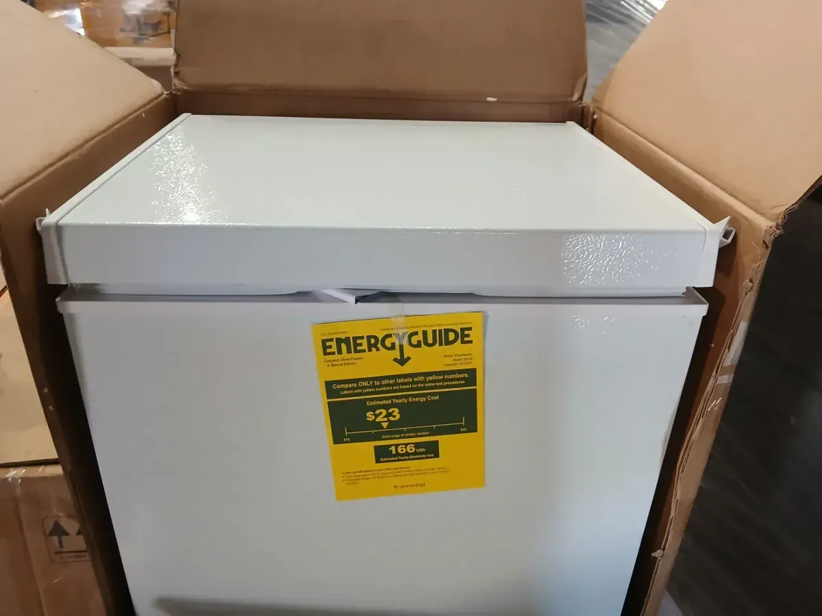 COWSAR Garage Ready 20.67 in. 1.8 cu. ft. Manual Defrost Chest Freezer with Temperature Alarm Chest Freezer in White - image 3