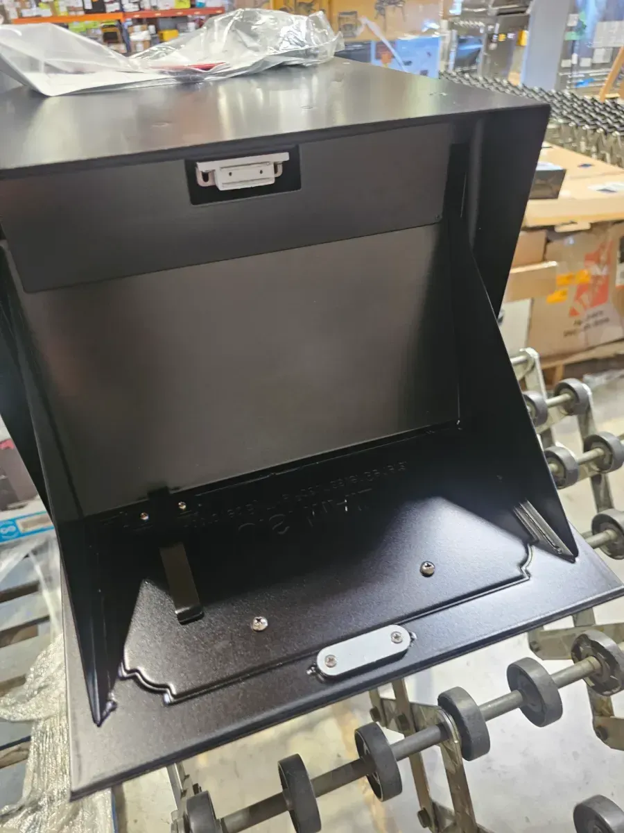 Oasis Classic Black, Extra Large, Steel, Locking, Post Mount Parcel Mailbox with High Security Reinforced Lock - image 4