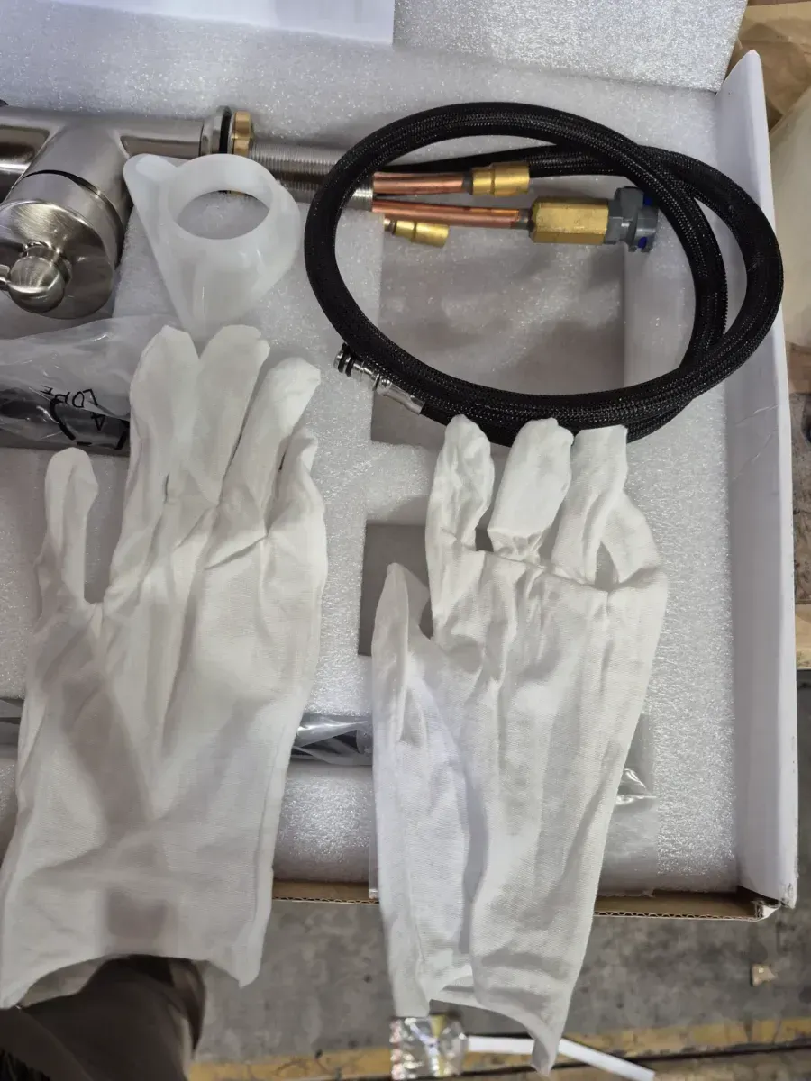 Easy-Install Single-Handle Pull-Down Sprayer Kitchen Faucet with Flexible Hose in Brushed Nickel - image 4