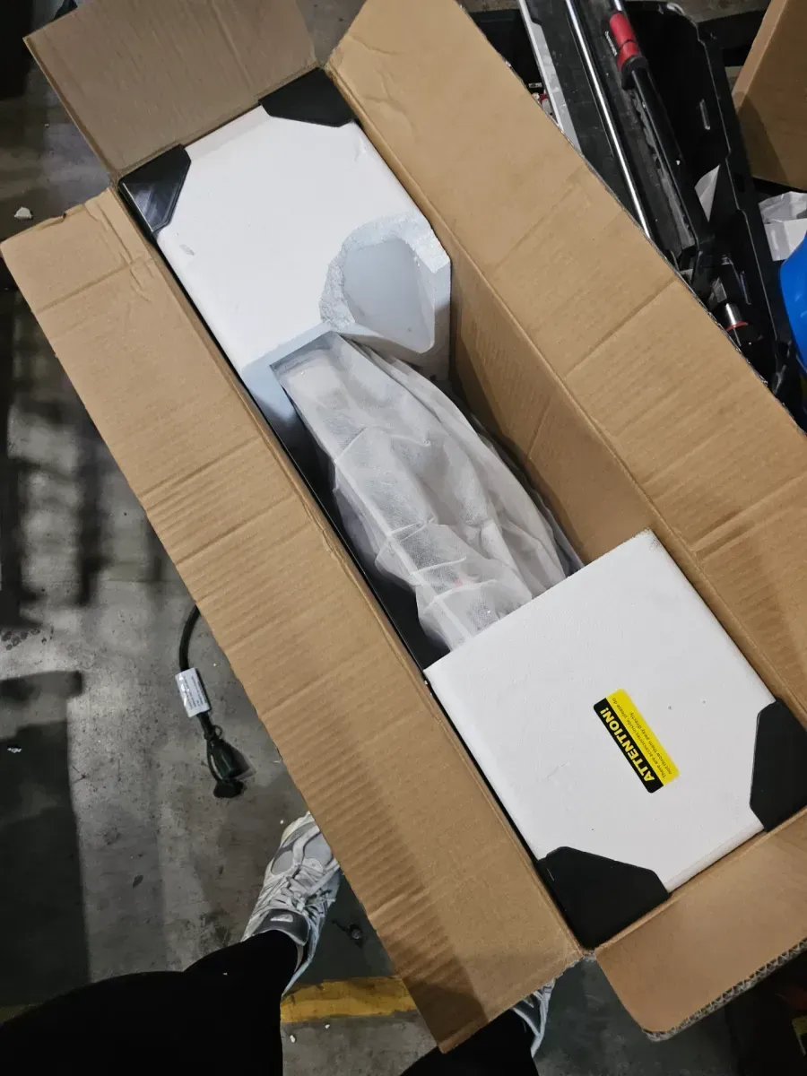 30 in. 900CFM Ducted Under Cabinet Range Hood in Stainless Steel with 3-Way Venting Removable LEDS and Gesture Control - image 3