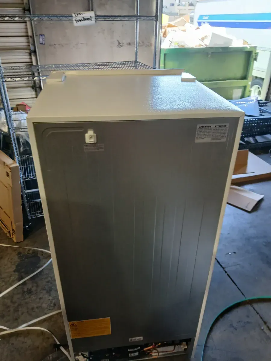 Vissani 14.2 cu. ft. Top Freezer Refrigerator in White, Garage Ready - image 4