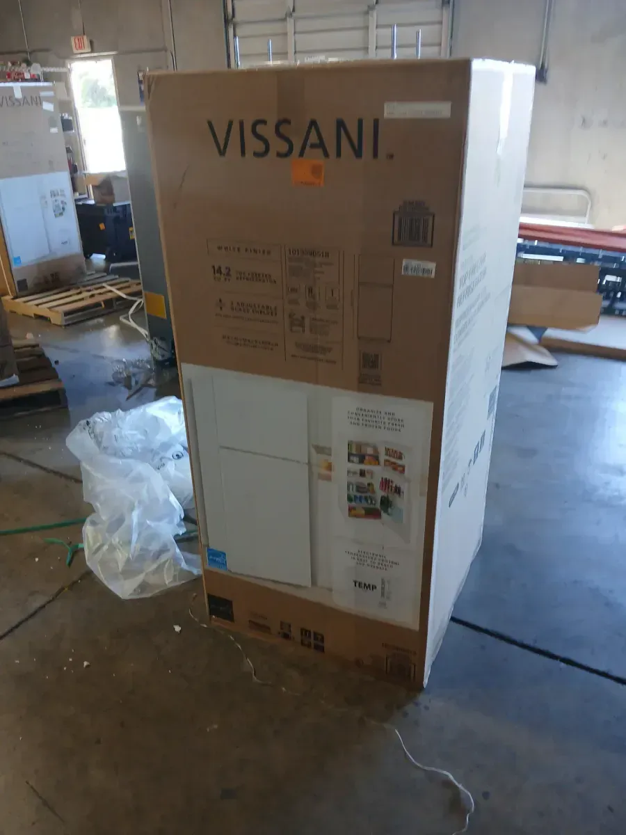Vissani 14.2 cu. ft. Top Freezer Refrigerator in White, Garage Ready - image 2