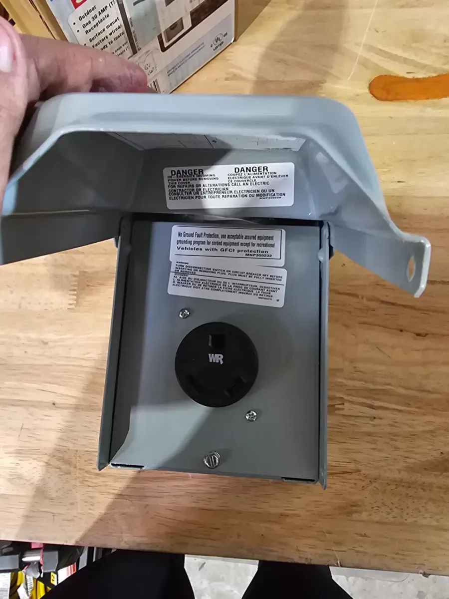 30 Amp Temporary RV Load Center Power Outlet - image 4