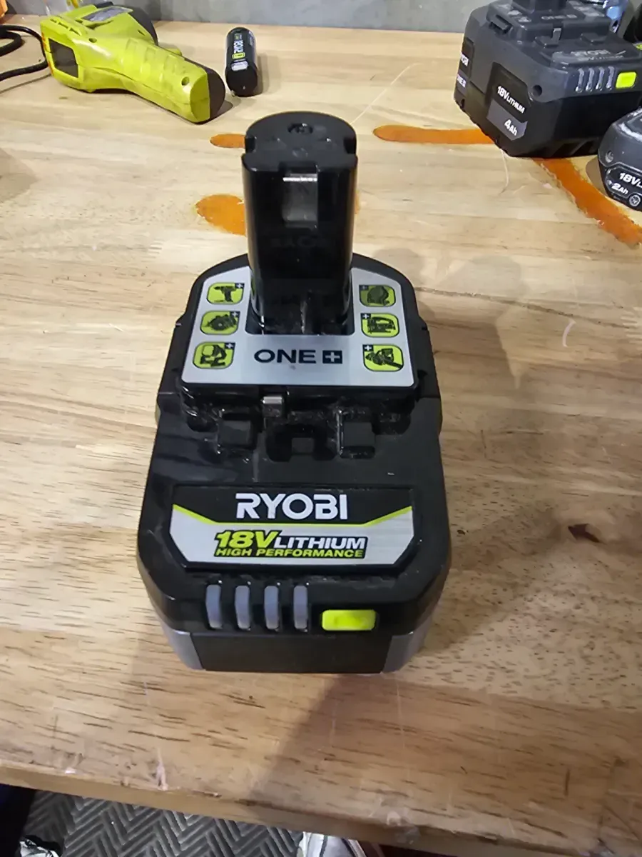 ONE+ 18V 4.0 Ah Lithium-Ion HIGH PERFORMANCE Battery - image 2