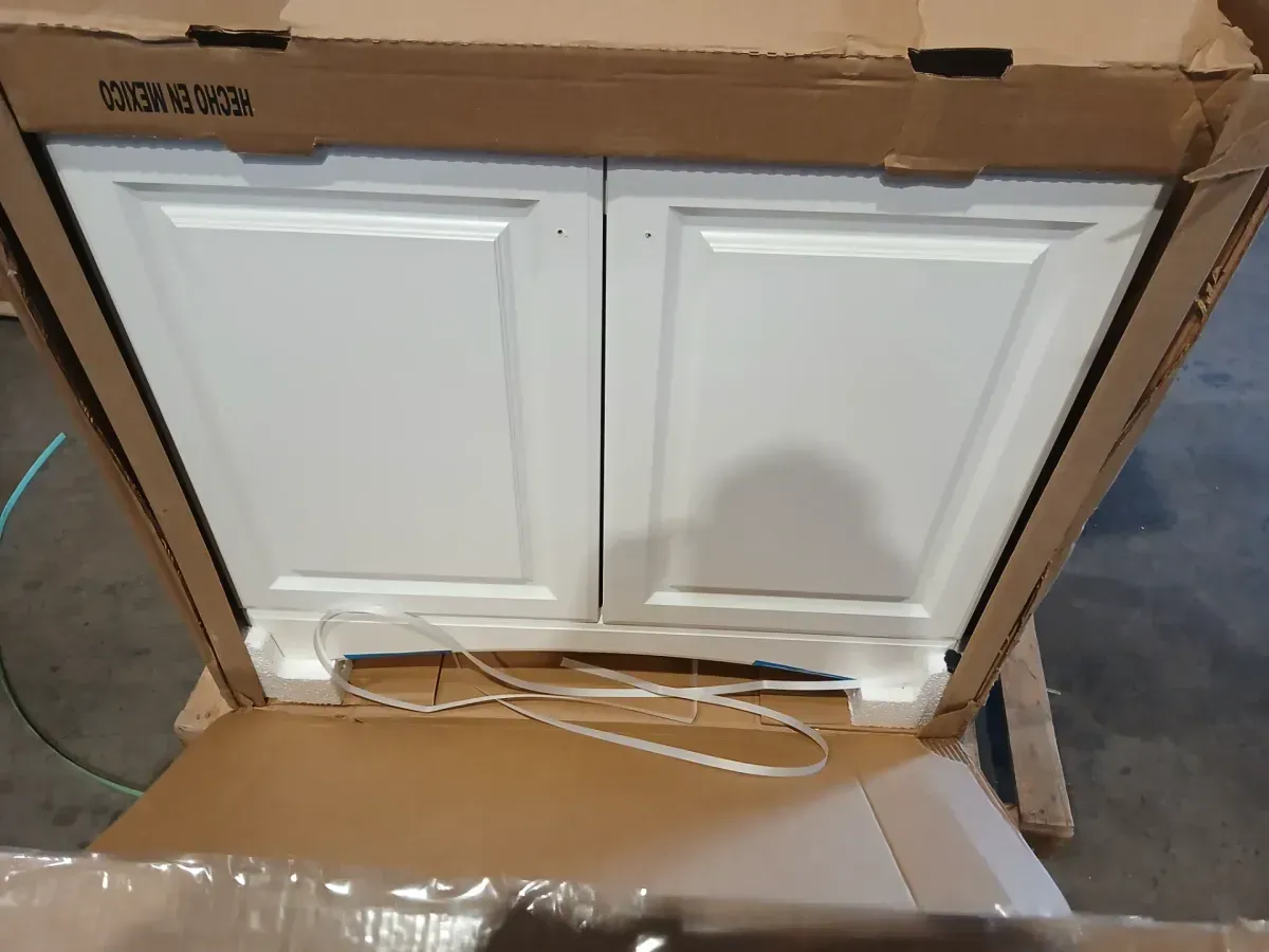 37 in. Single Sink White Bath Vanity with Cultured scratched across Marble Top (Assembled) - image 5