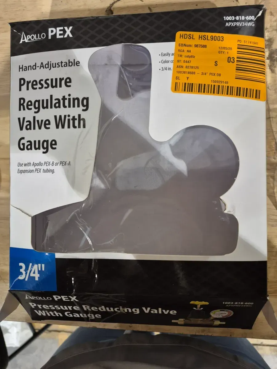 3/4 in. Bronze Double Union PEX-B Water Pressure Regulator with Gauge - image 2