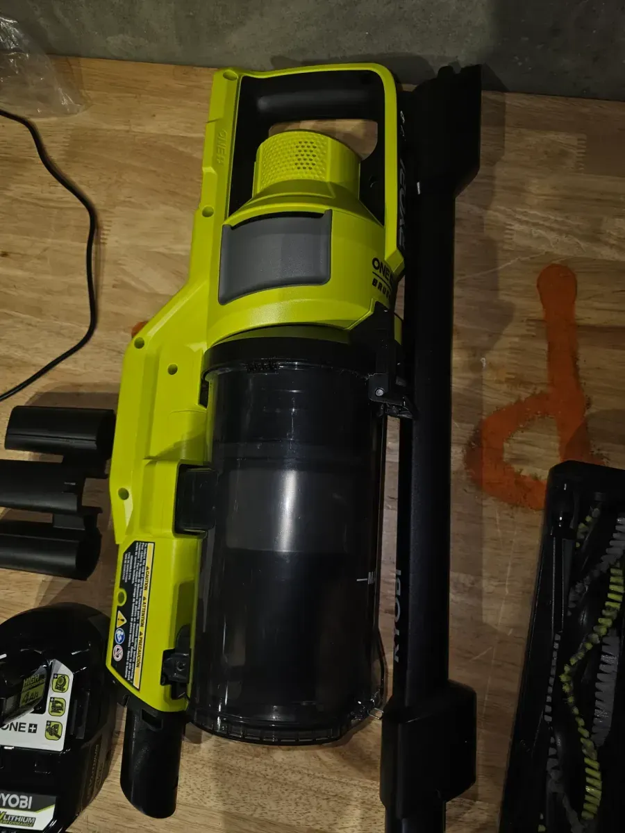 ONE+ HP 18V Cordless Pet Stick Vacuum Cleaner Kit with 4.0 Ah HIGH PERFORMANCE Battery and Charger - image 6