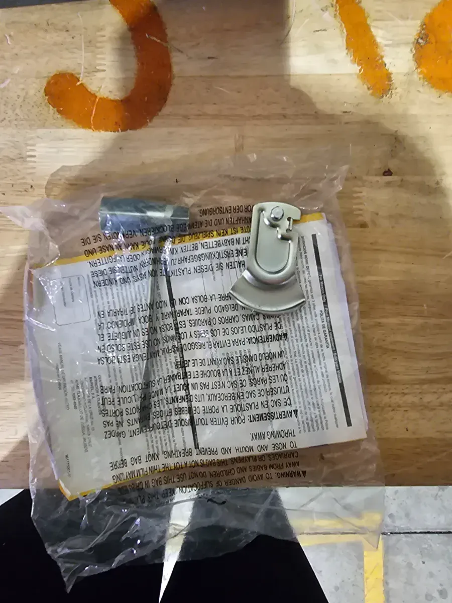 18 in. 38cc 2-Cycle Gas Chainsaw with Heavy-Duty Case - image 4