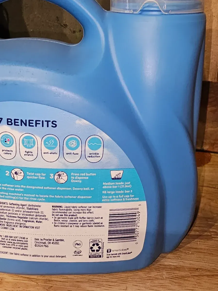 Ultra Cool Cotton Scent Liquid Fabric Softener, 190-Loads, 140 fl. oz. - image 3