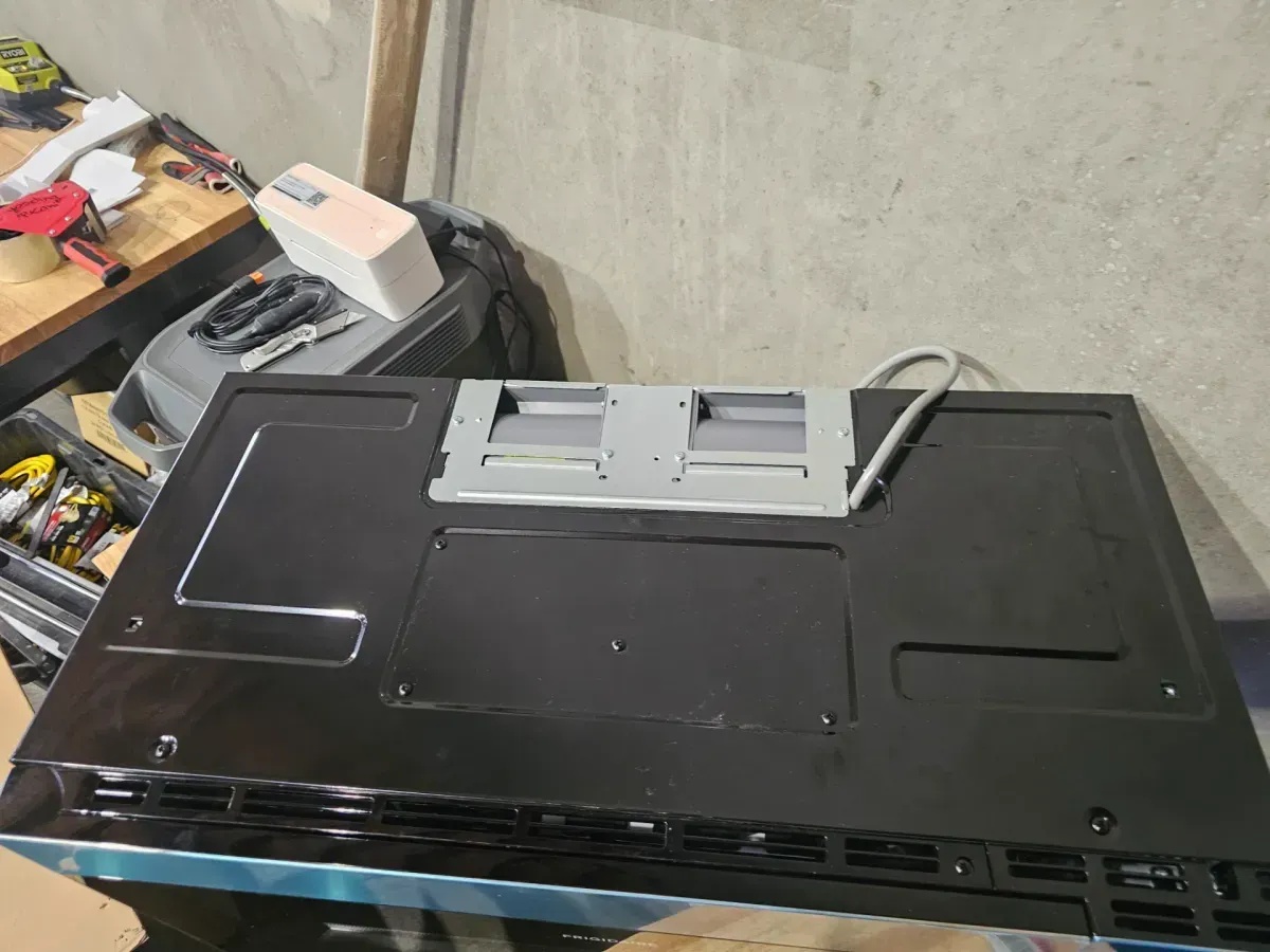 1.8 cu. ft. Over the Range Microwave in Stainless Steel - image 4