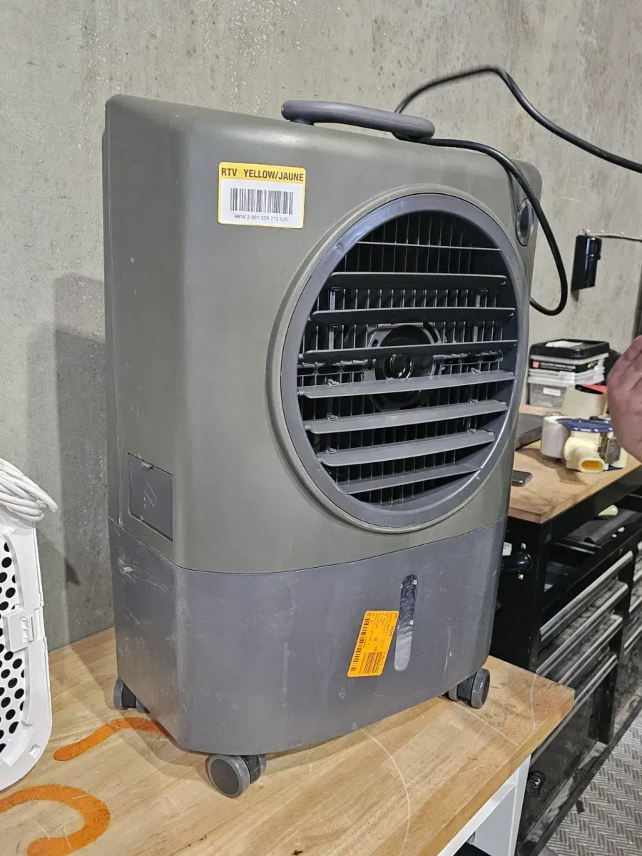 1,300 CFM 2-Speed Portable Evaporative Cooler (Swamp Cooler) for 500 sq. ft. in Green - image 2