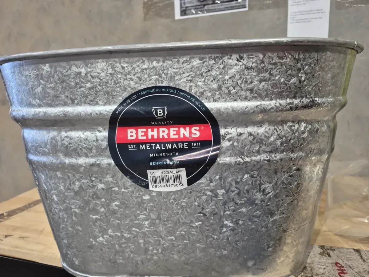 12 Gal. Hot Dipped Steel Square Tub - image 2