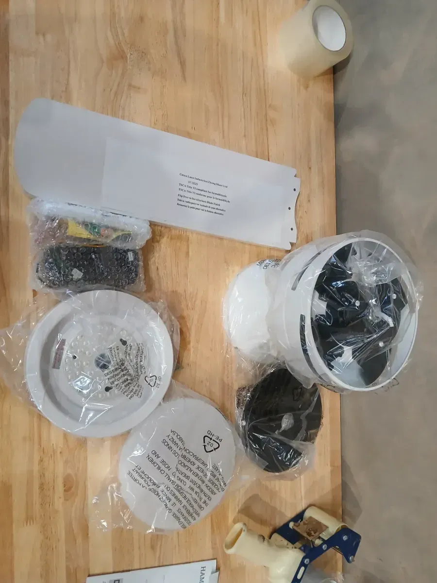 Cardiff 42 in. Matte White Flush Mount Standard Indoor Ceiling Fan with White Adjustable LED Light, DC Motor, and Remote - image 4