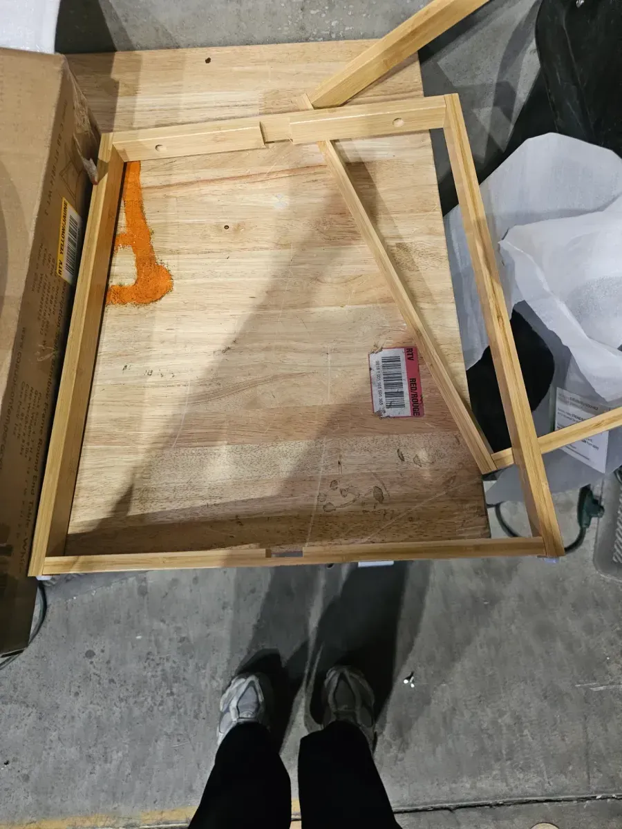 White Short Display Table - image 4