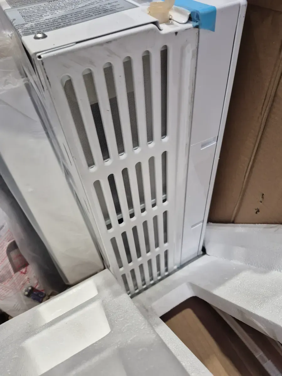 12,000 BTU (8,100 BTU DOE) 120-Volt Window Air Conditioner up to 550 sq. ft. Through the Wall AC w/Dehumidifier White - image 5