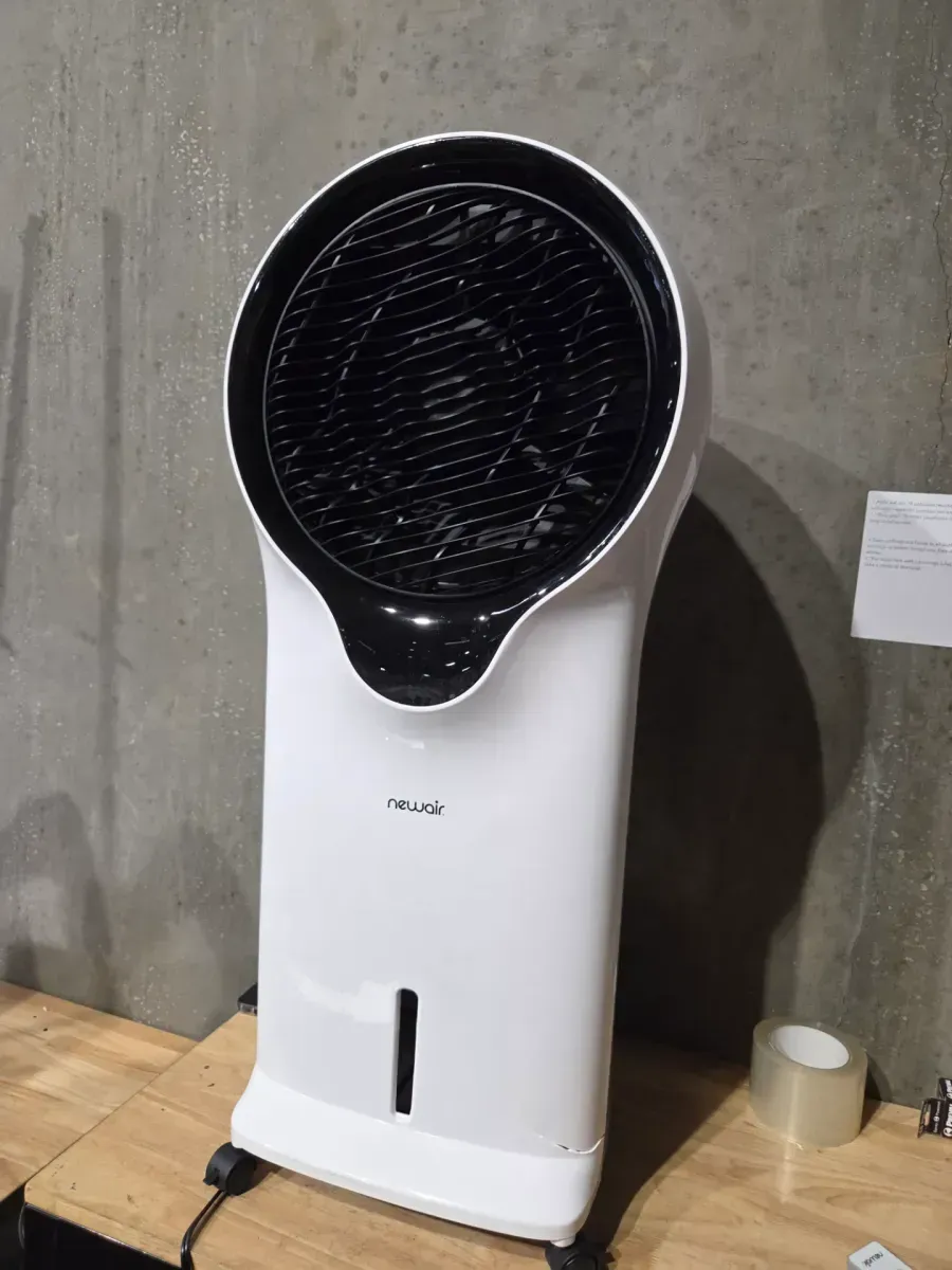 470 CFM, 3 speed Portable Evaporative Cooler and Fan for 250 sq. ft. Cooling Area - image 2