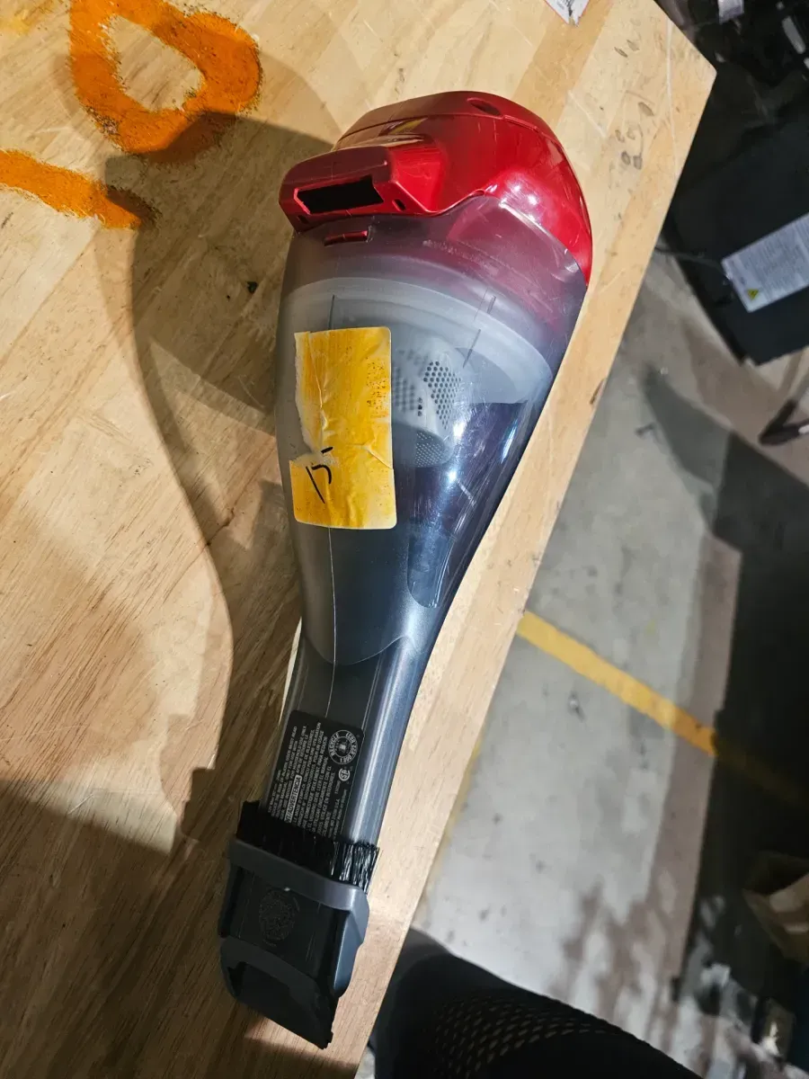 BLACK+DECKER Lithium Cordless Handheld Vacuum - image 4