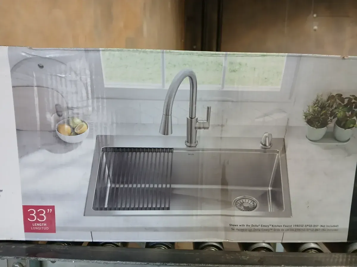 Emery 33 in. Drop-In/Undermount Single Bowl 18 Gauge Stainless Steel Kitchen Workstation Sink with Accessories - image 3