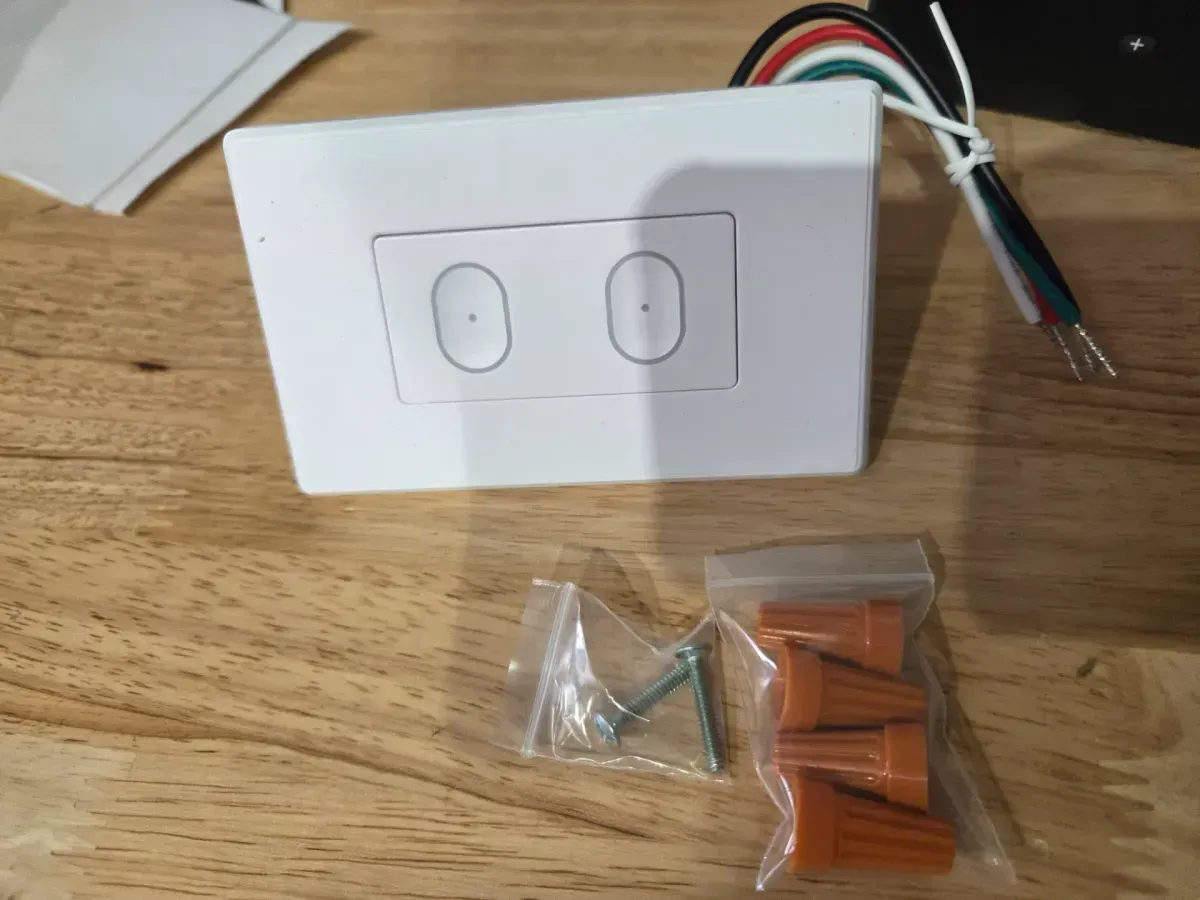 LIFX 2-Button Smart Switch, White - image 2