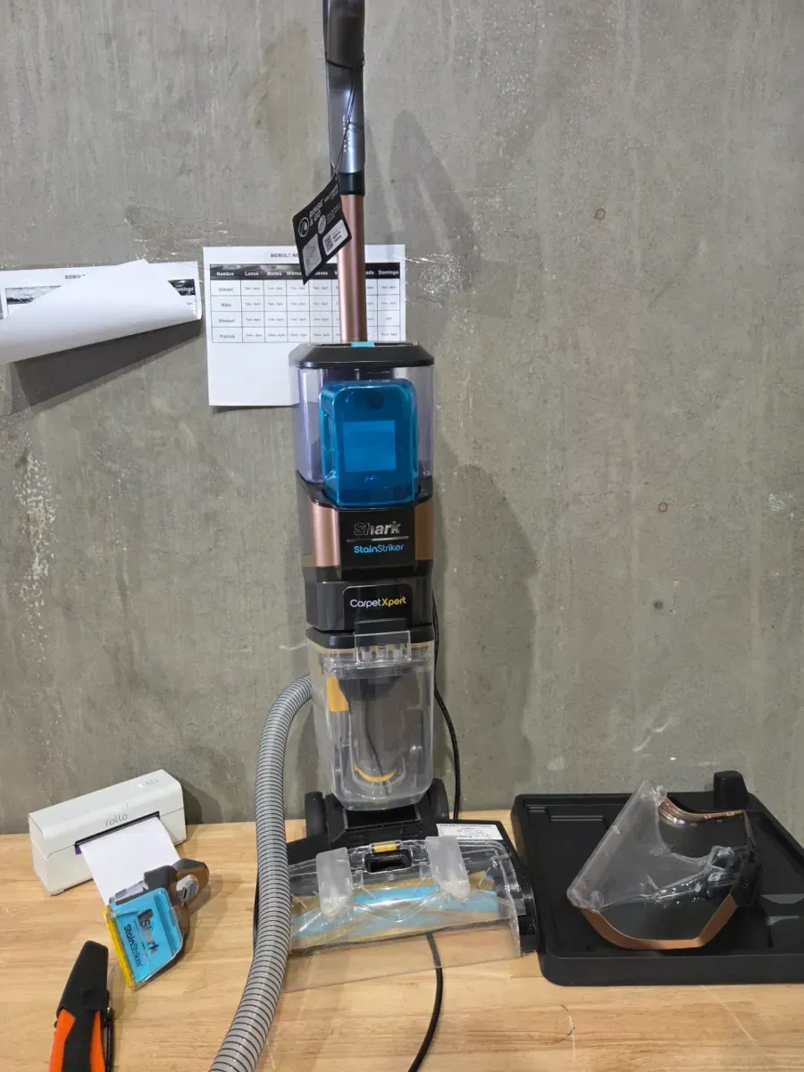 Shark CarpetXpert with StainStriker Upright Deep Carpet Cleaner - image 2