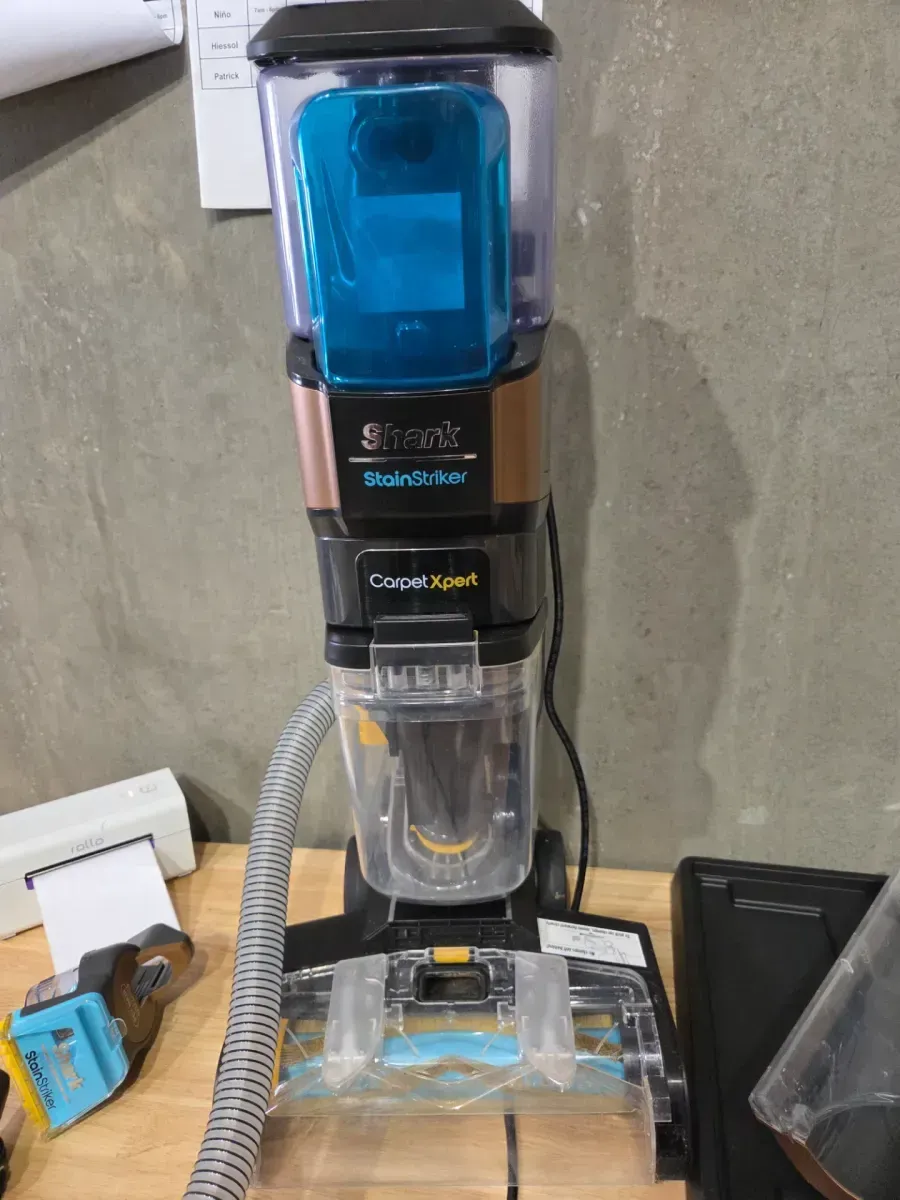 Shark CarpetXpert with StainStriker Upright Deep Carpet Cleaner - image 3