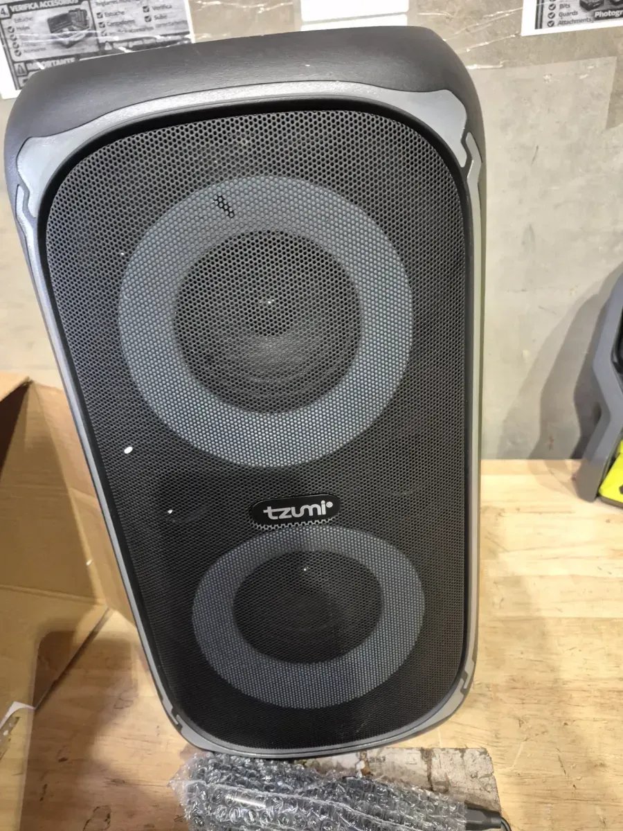 Speaker (Tzumi Super Bass Jobsite Speaker) - image 5