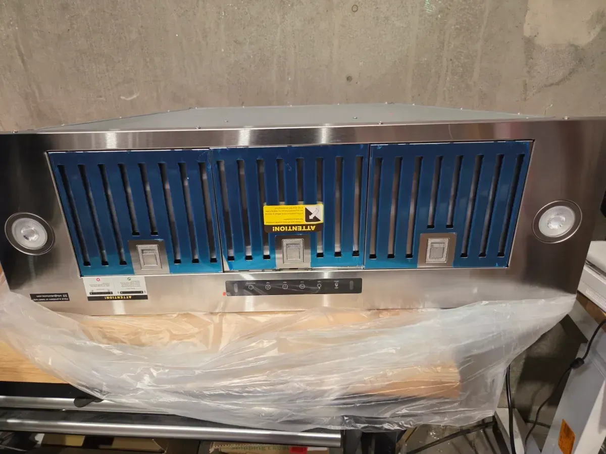 36 in. 900 CFM Convertible Ducted to Ductless Insert Range Hood in Stainless Steel with 3-Speed and LED Lights - image 2