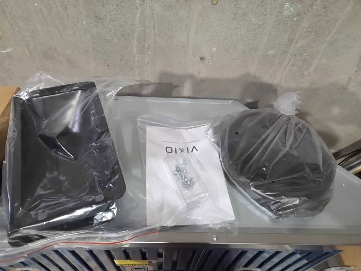 36 in. 900 CFM Convertible Ducted to Ductless Insert Range Hood in Stainless Steel with 3-Speed and LED Lights - image 4