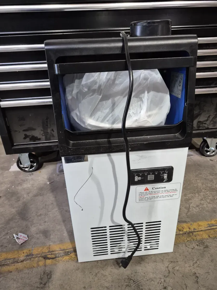 14 in. 120 lbs. Full Size Ice Cubes per day Ice Maker with Water Filter Interior Blue LEDs in Silver Stainless Steel - image 3