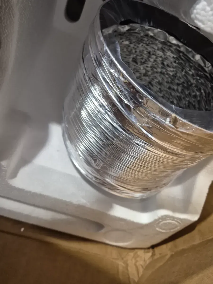 Wall-Mounted Stainless Steel Kitchen Range Hood with Touch Controls - image 5