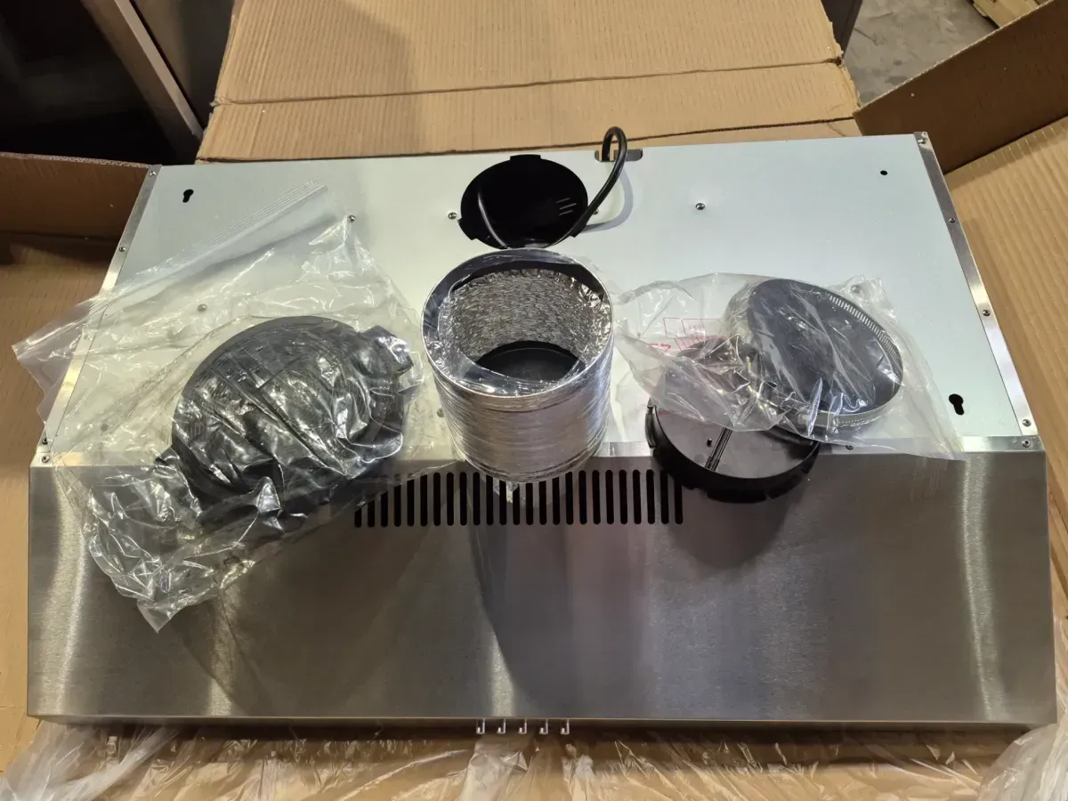 Wall-Mounted Stainless Steel Kitchen Range Hood with Touch Controls - image 2