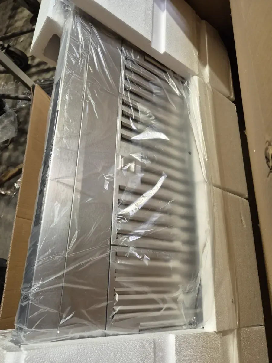 42 in. 900CFM Ducted Under Cabinet Range Hood in Stainless Steel with 3-Way Venting Adjustable LED and Gesture Control - image 5