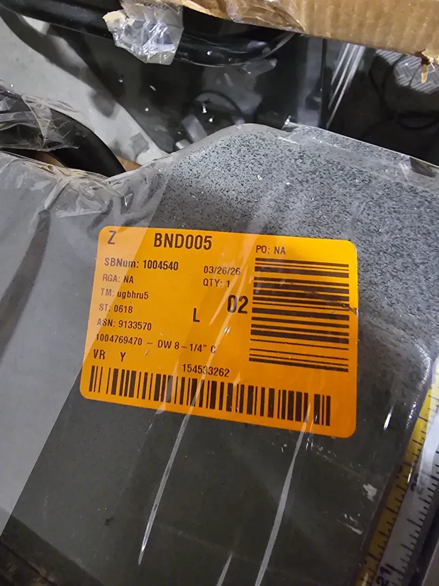 DEWALT 8-1/4 in. Compact Jobsite Table Saw - image 3