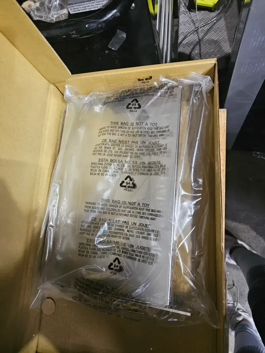 DEWALT 15 Amp Corded 13 in. Heavy-Duty 2-Speed Bench Planer with (3) Knives, In Feed Table and Out Feed Table - image 5