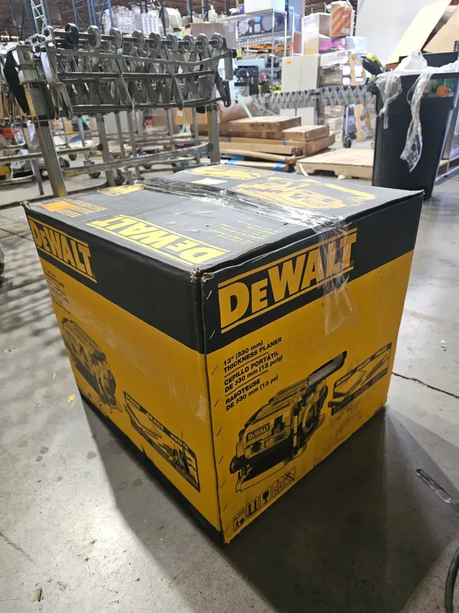 DEWALT 15 Amp Corded 13 in. Heavy-Duty 2-Speed Bench Planer with (3) Knives, In Feed Table and Out Feed Table - image 6