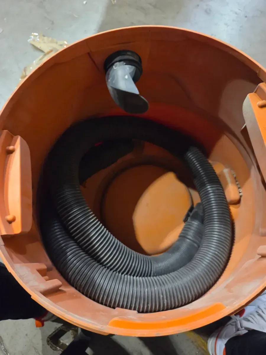 RIDGID 16 Gal. 5.0 Peak HP NXT Shop Vacuum Wet Dry Vac with General Debris Filter, Locking Hose and Attachments HD1640 - image 6