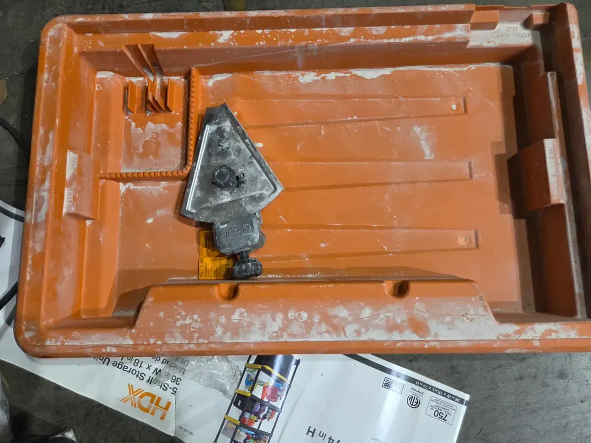 RIDGID 9-Amp 7 in. Blade Corded Wet Tile Saw with Stand - image 5