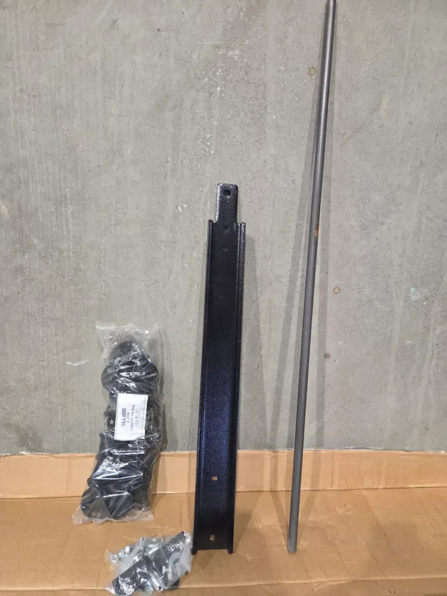 Brinly Tow-Behind Spike Aerator - image 5