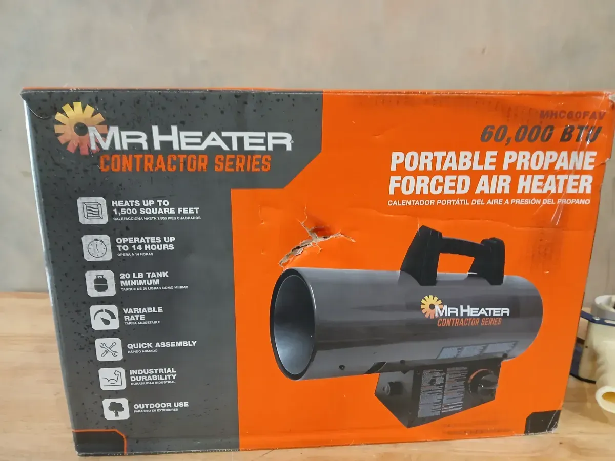 Contractor Series 60,000 BTU Forced Air Propane Outdoor Space Heater with 10 ft. Hose and Regulator - image 5