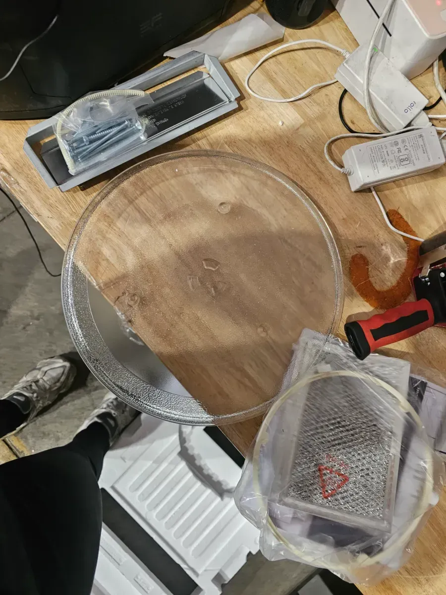 Gallery 1.9 cu. ft. Over the Range Microwave in Smudge-Proof Stainless Steel with Sensor Cooking Technology - image 4