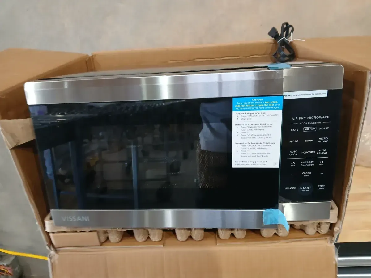 19 in. 0.9 cu. ft. 900-Watt Countertop Microwave Oven in Stainless Steel with Convection and Air Fry - image 5