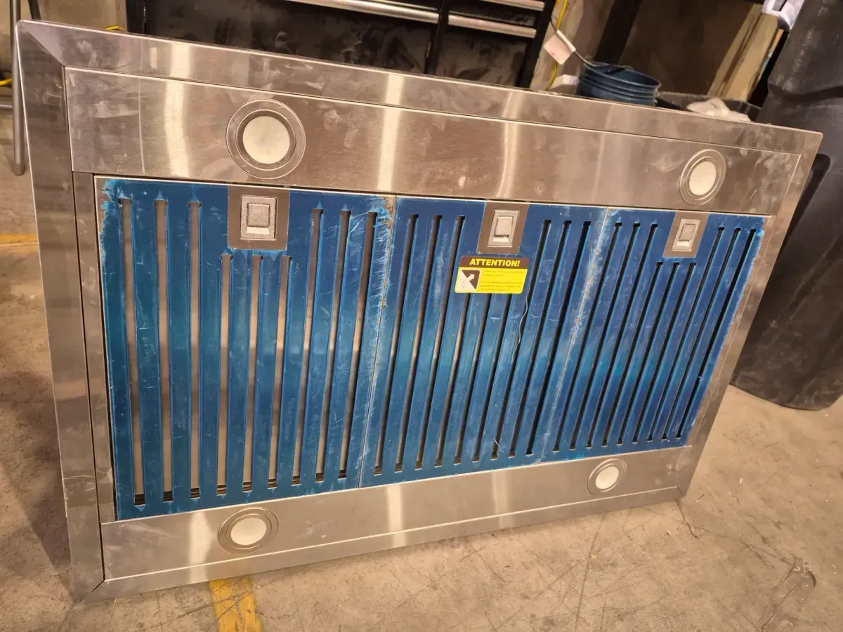 36 in. 400 CFM Convertible Quiet Island Range Hood Beverage in Stainless Steel w/ 4-LED Lights, Permanent Baffle Filters - image 5