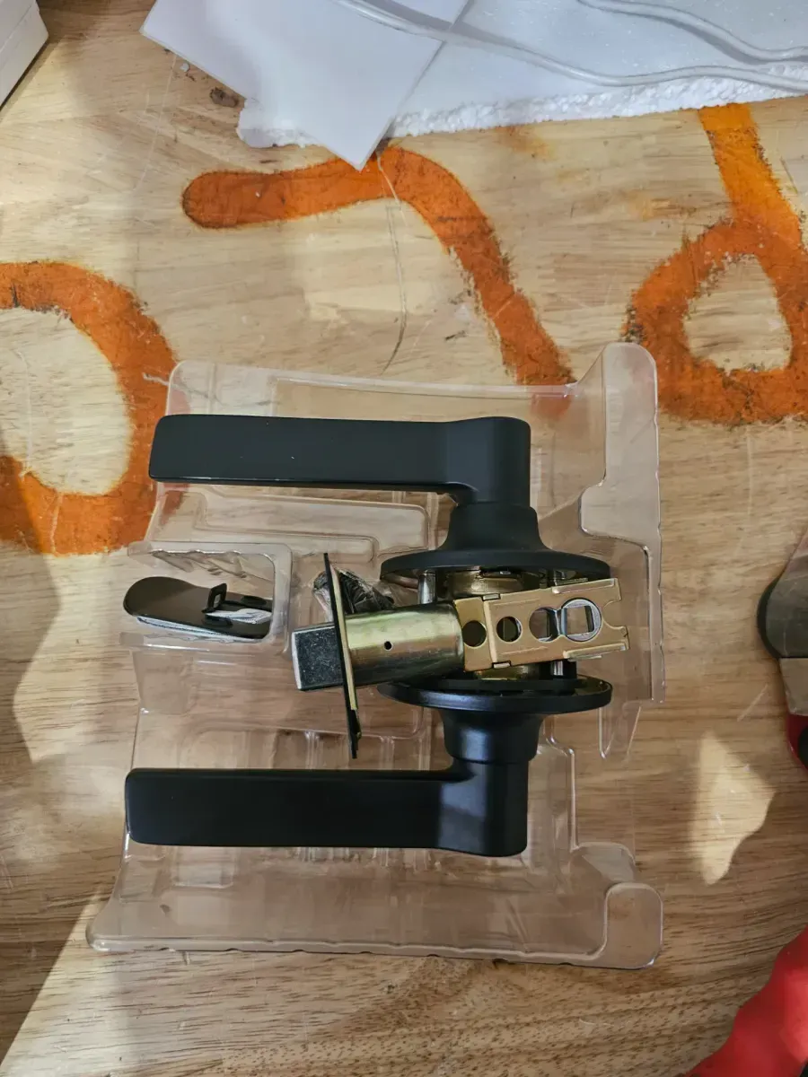 Freedom Matte Black Hall/Closet Door Lever 8-Pack - image 2