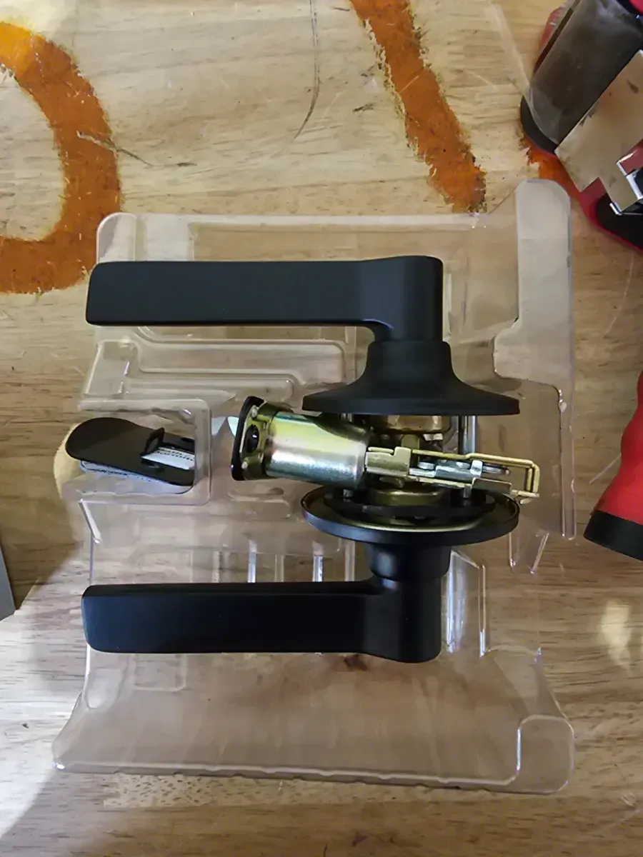 Freedom Matte Black Hall/Closet Door Lever 8-Pack - image 2